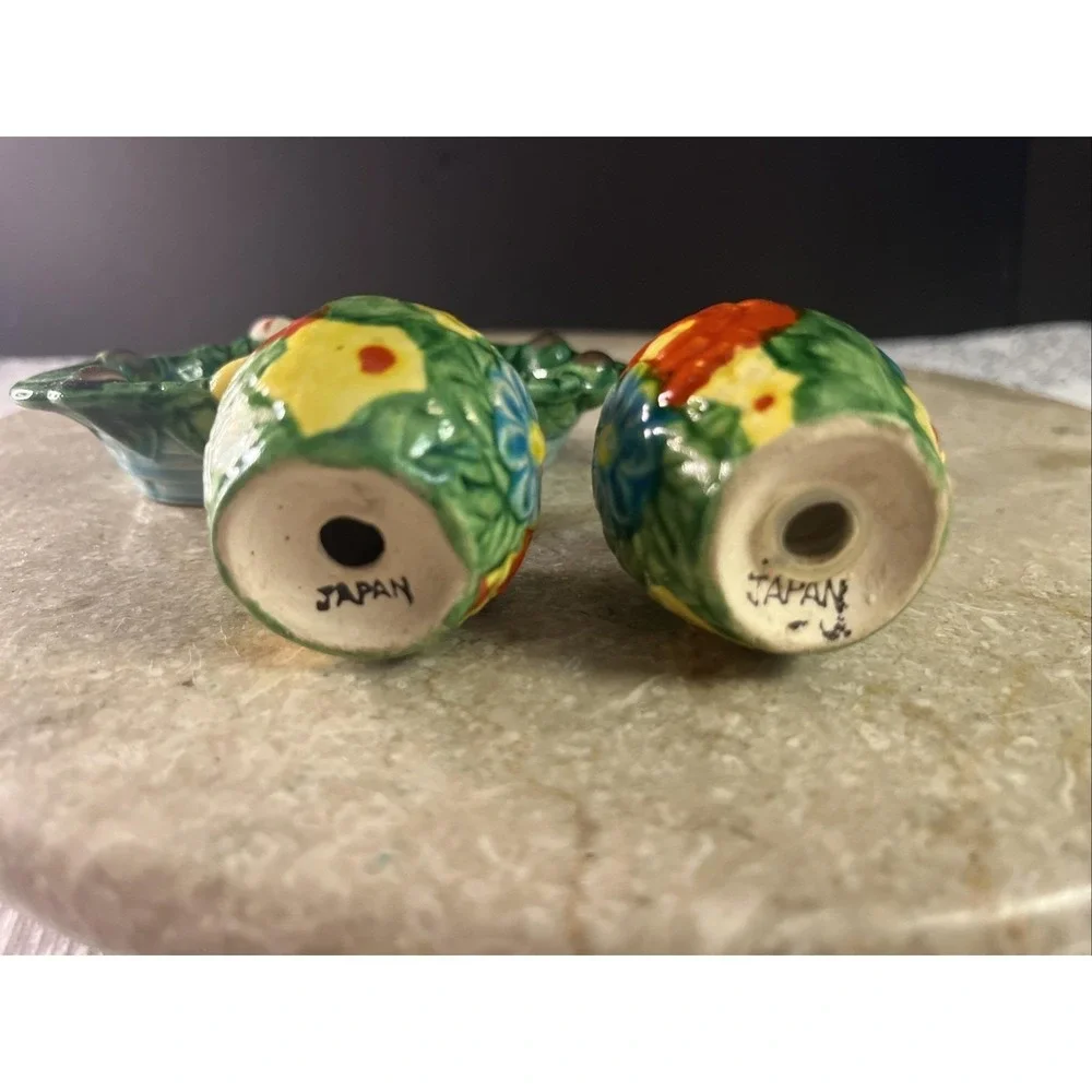 2 Sets VTG Japanese Floral And Rooster &Chicken Salt And Pepper  Shakers W/Trays